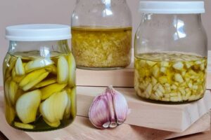 El Secreto para Aliviar el Dolor de Oído: Aceite de Ajo Calentado