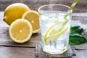 Cómo Desintoxicar el Organismo con Esta Bebida: Jugo de Limón en Ayunas