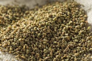 Cómo Deshincharte de Forma Natural: Semillas de Apio