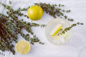 Cómo Aliviar el Dolor de Rodillas Naturalmente: Aceite Esencial de Romero
